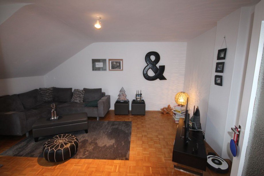 WZ 2 Dachgeschosswohnung Hilden