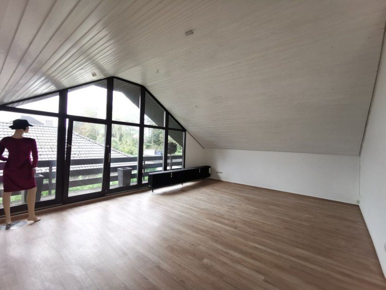 Wohnzimmer Meerbusch, Stadt Etagenwohnung Schon Vermietet: Atelierwohnung mit EBK, 3 ZKDB, G�ste WC + 2 Balkonen