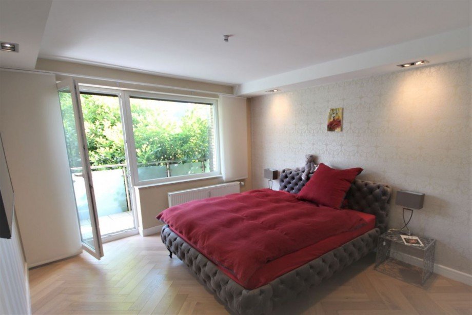 Schlafzimmer / Master Bedroom Erdgeschosswohnung Meerbusch