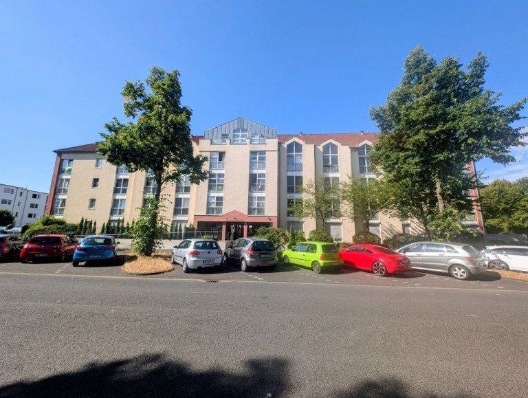Aussenansicht K�ln Wohnung PROVISIONSFREI Business-, Singel-, Studenten Appartement in Atriumhaus